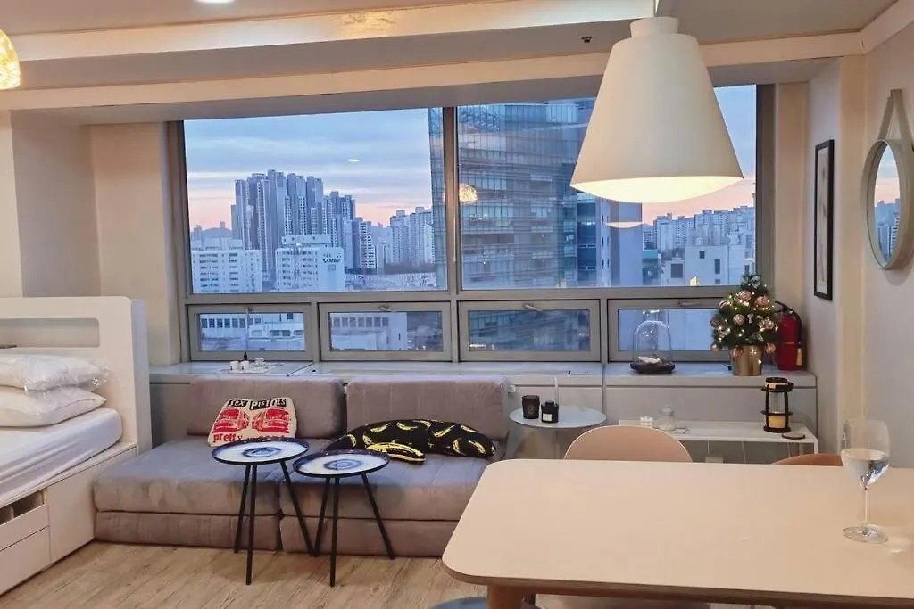 Апартаменты Near Subway Line Number 2 Сеул